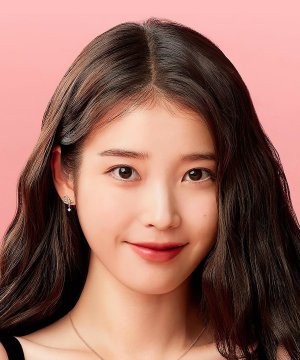 IU